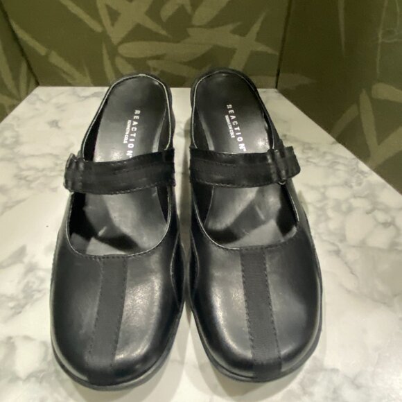 Kenneth Cole Reaction Shoes - EUC~Kenneth Cole Reaction Womens "Van Go" Black Leather Mules Sz 6.5